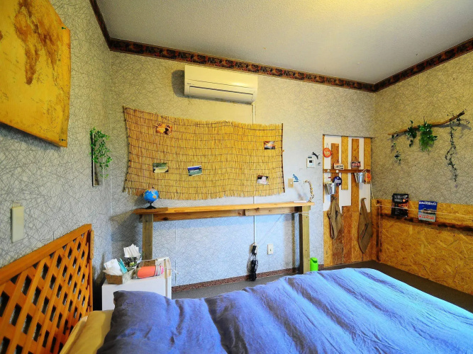 Next Tainment - Hostel
