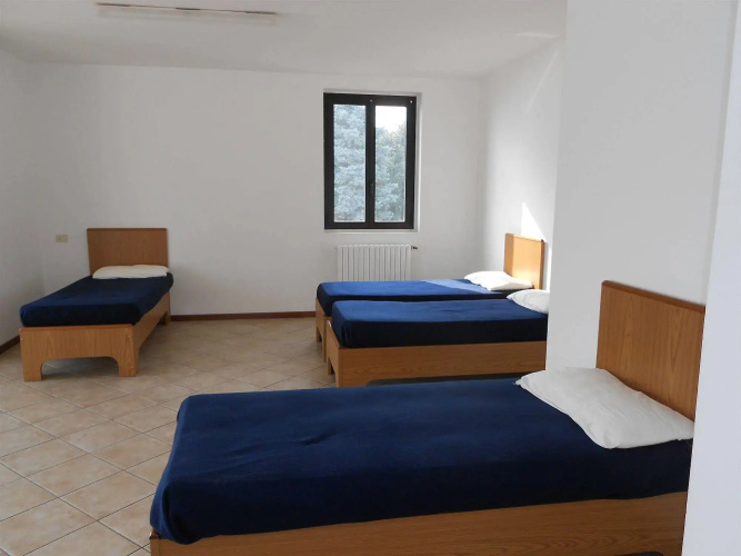 Lake Como Beach Hostel