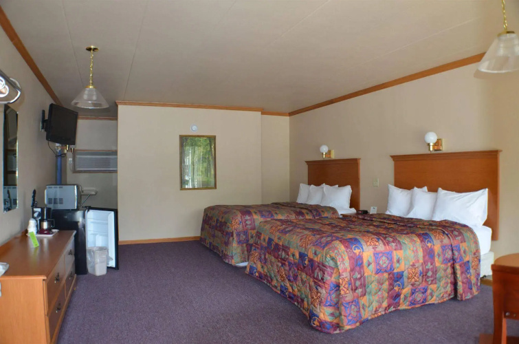 Amber's Inn & Suites