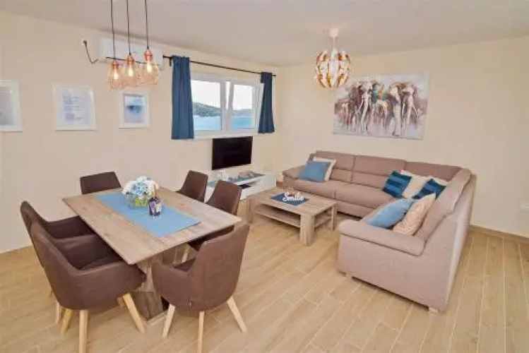 Apartment Obratov