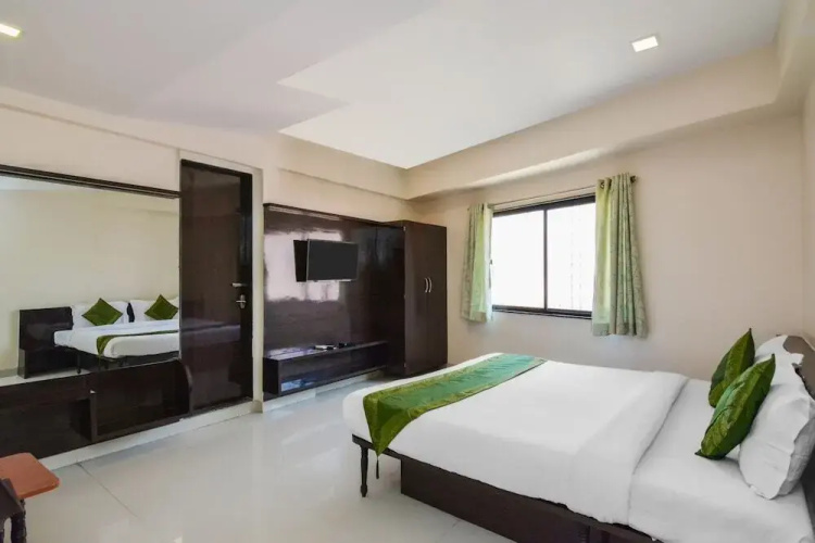 Mahalaxmi Executive By Treebo