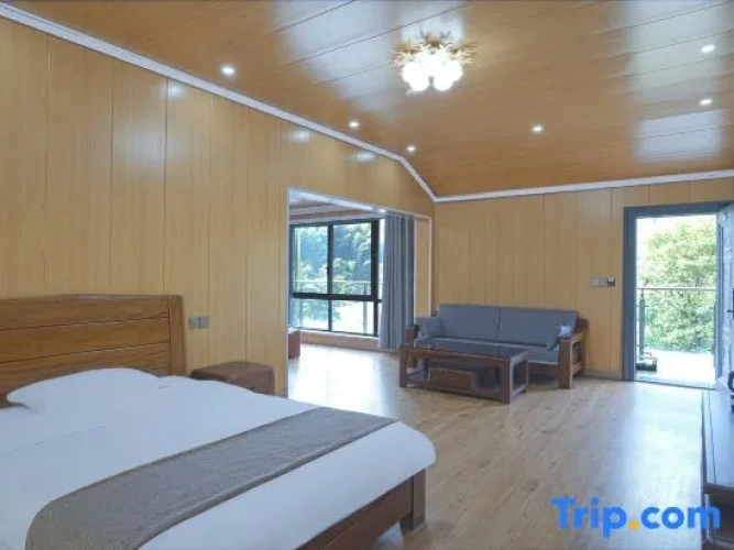 Family Suite with view