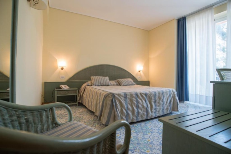 Standard Double room with sea view
