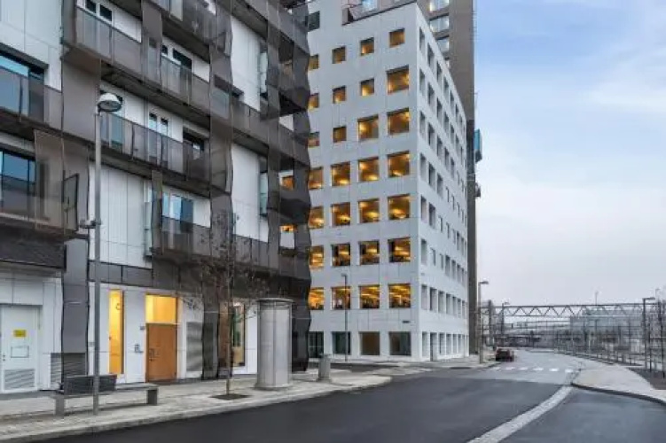 Wright Apartments - Barcode