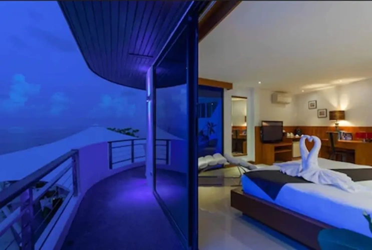 Deluxe room with sea view