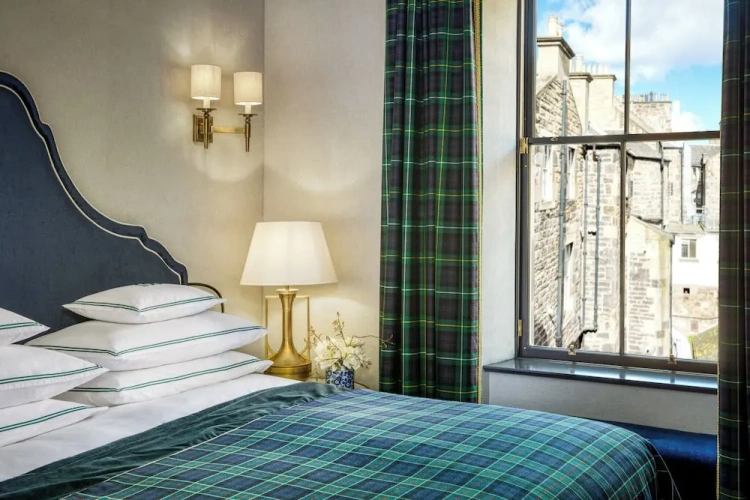1 Bedroom Double Suite