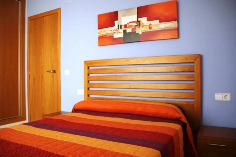 2 Bedrooms Apartment