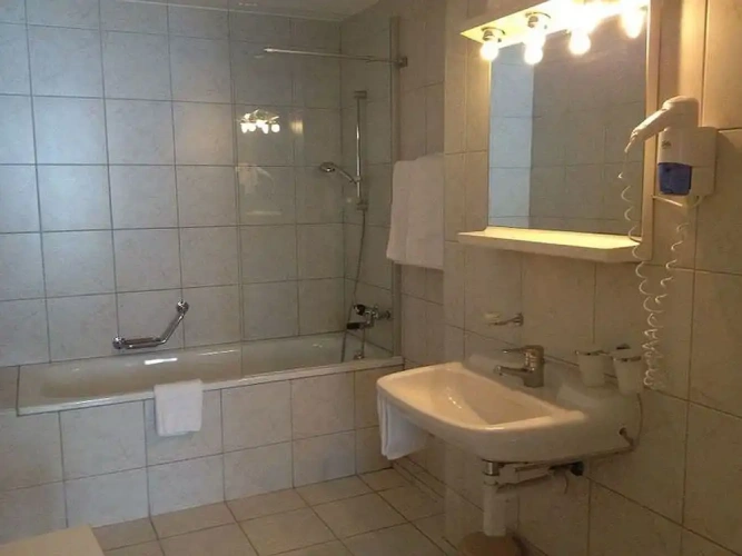 3 Bedrooms Apartment with balcony and with mountain view