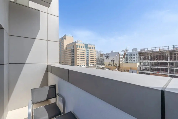 Incredible Studio in Jumeirah Village Circle