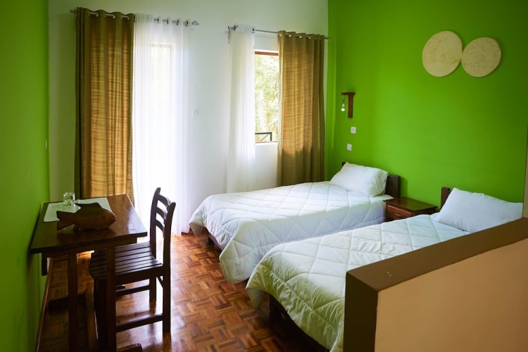 Economy room
