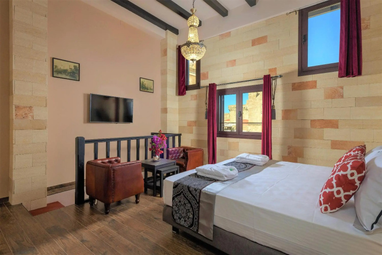 Grand Master Suite