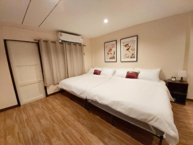 3 Bedrooms Cottage