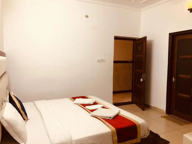 Hotel Katra Residency