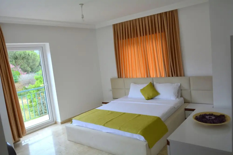 Soral Villa