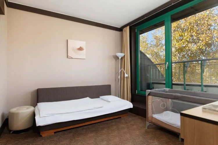 Standard Double room with view