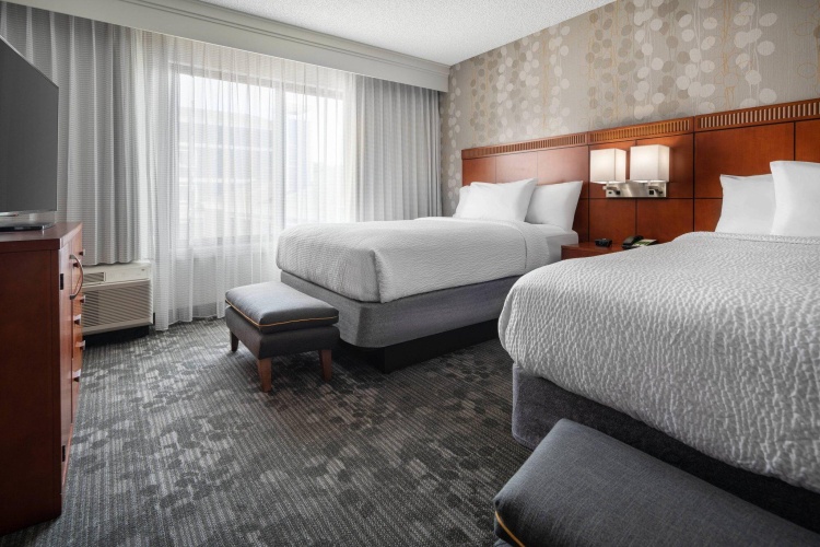 Quadruple Suite