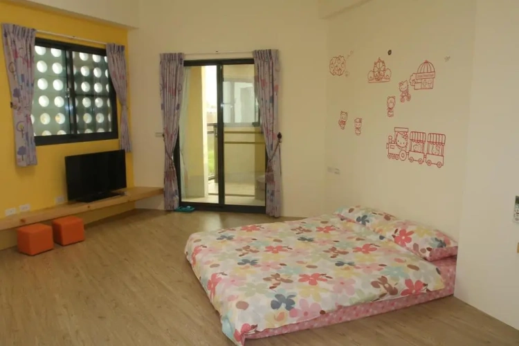 Standard Quadruple room with balcony