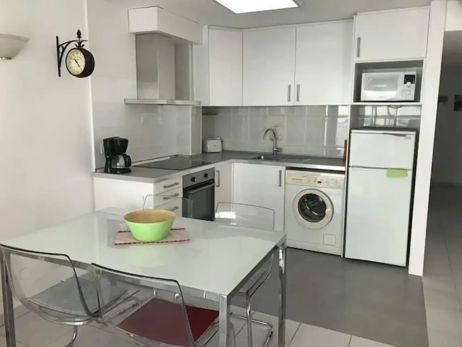 1 Bedroom Apartment