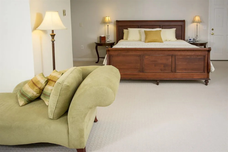 Ann's Point Inn