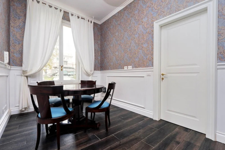Luxury Rooms