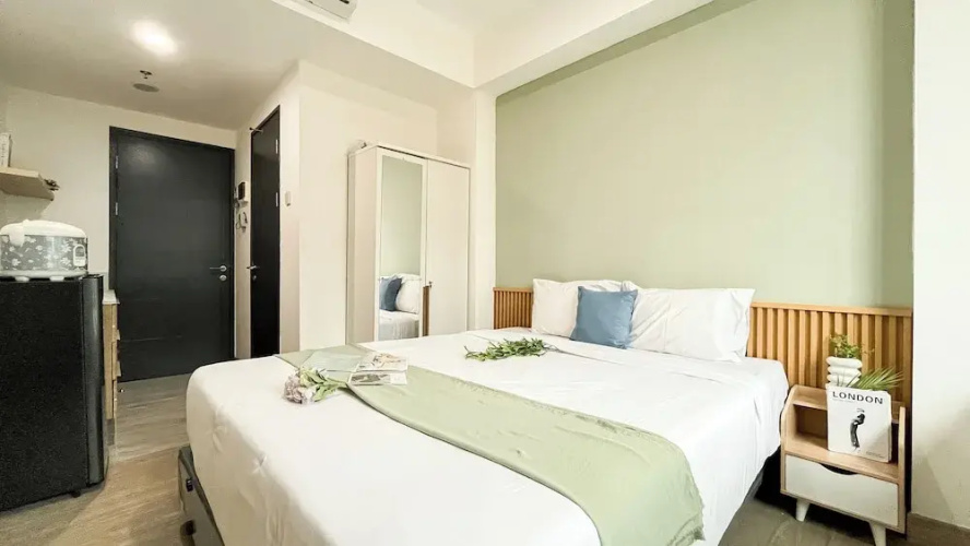 Ivory Studio At Collins Boulevard Apartment