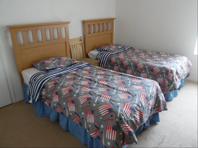 5 Bedrooms Villa