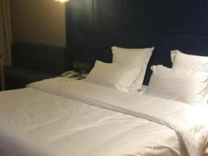 Unitour Hotel (Nanning Jiuquwan Hot Spring)