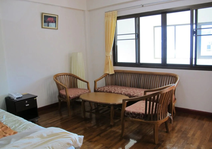 Vilai House