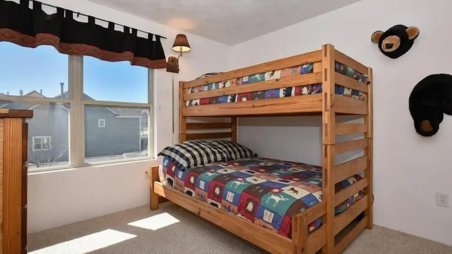 Seven Springs 4 BR Premium Condo, Deck with Views by RedAwning