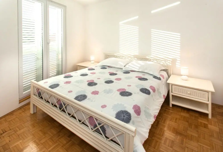 Three Wells Apartment