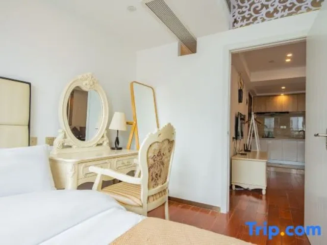 2 Bedrooms Suite with city view