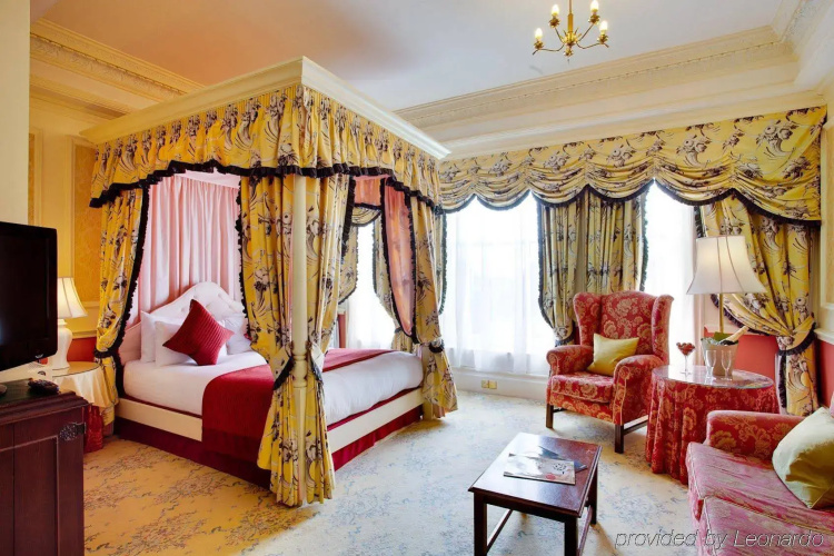 Down Hall Hotel