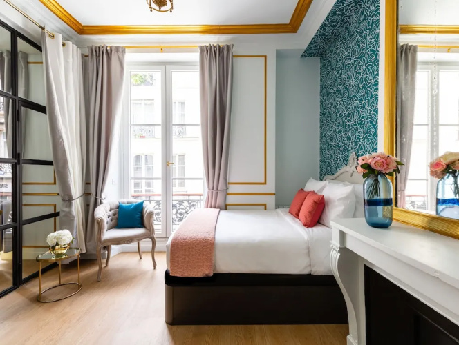Luxury 2 Bedroom 2 Bathroom - Louvre