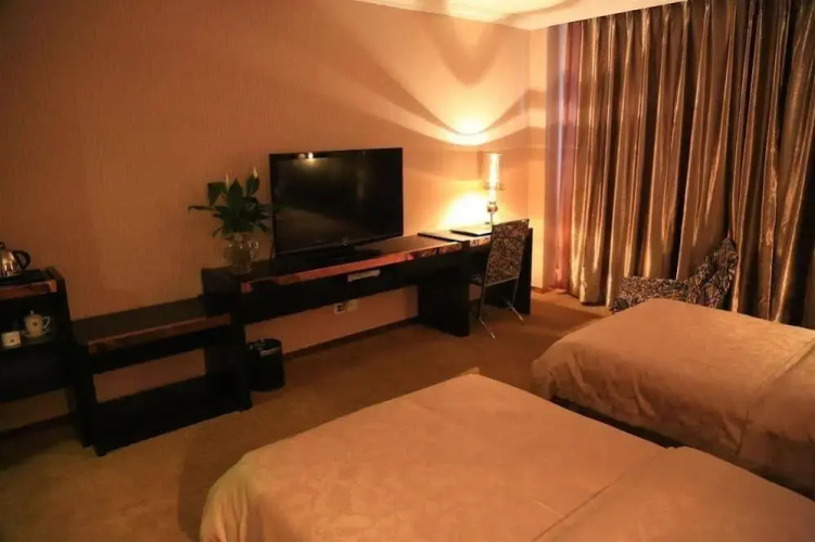 Hualian Plaza Hotel