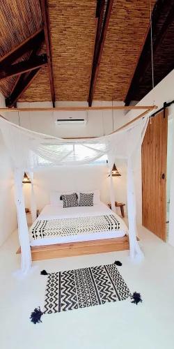 Coral Villa - Luxury Beachfront Villa with Private Pool by Karula