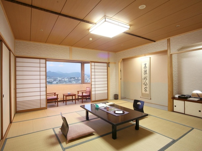 Japanese-Style Sansui-kan room