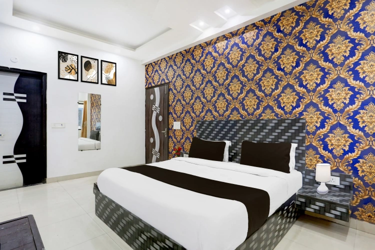 Classic room