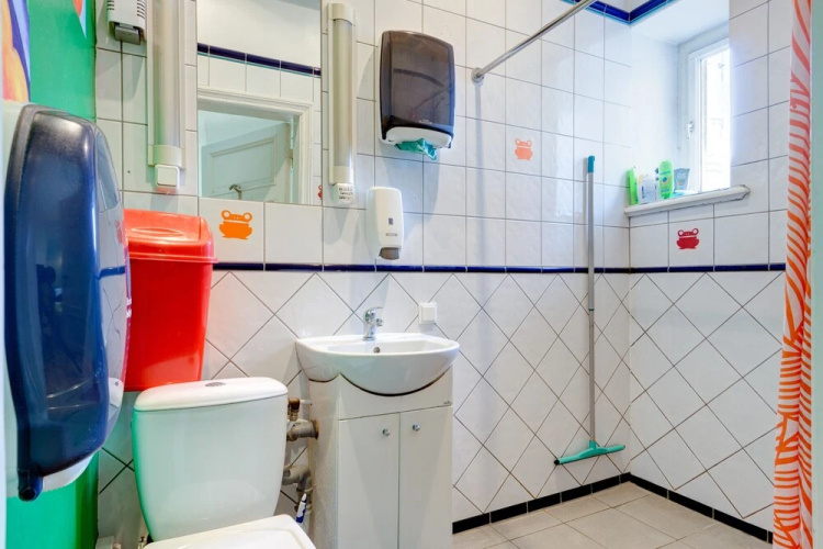 Funky Backpackers Hostel & Apartments