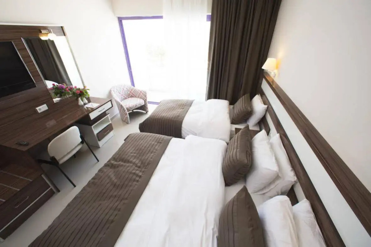 Le Monde Beach Resort & Spa