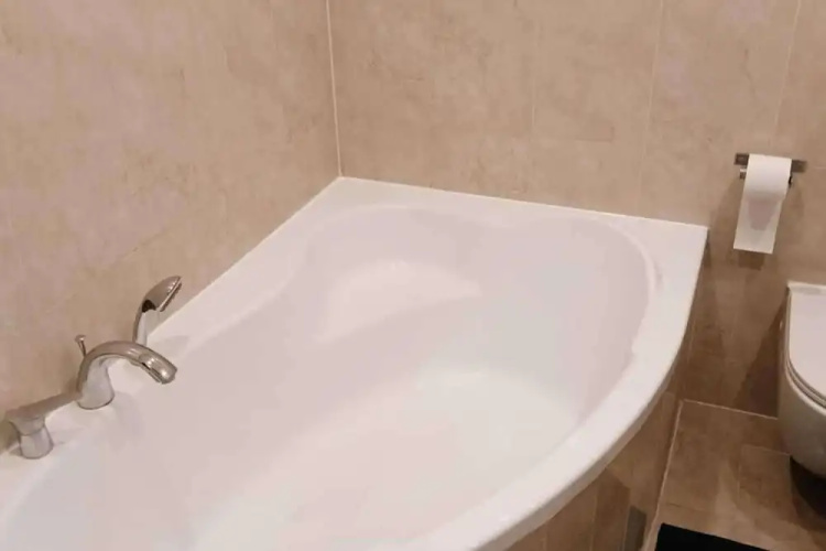 Rumia - Apartment - Sleeps 8 - Parking - Seaside