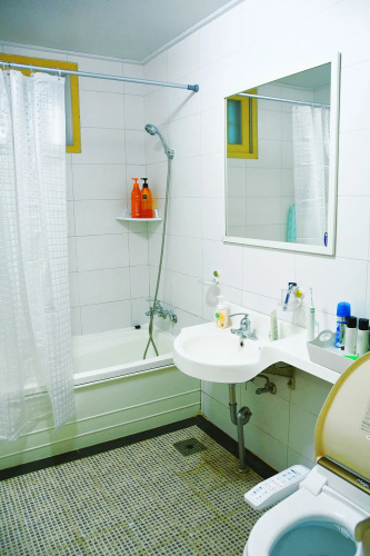 Ganderak Guesthouse - Hostel
