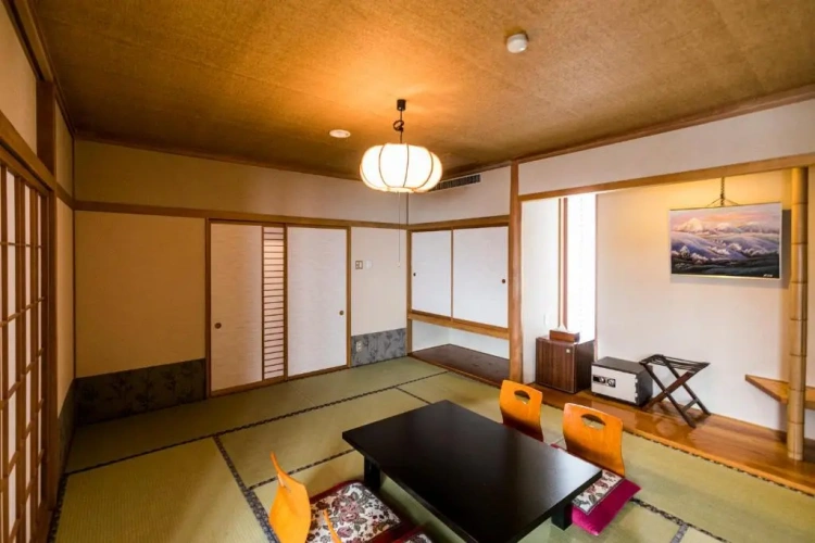 Standard Triple room with mountain view