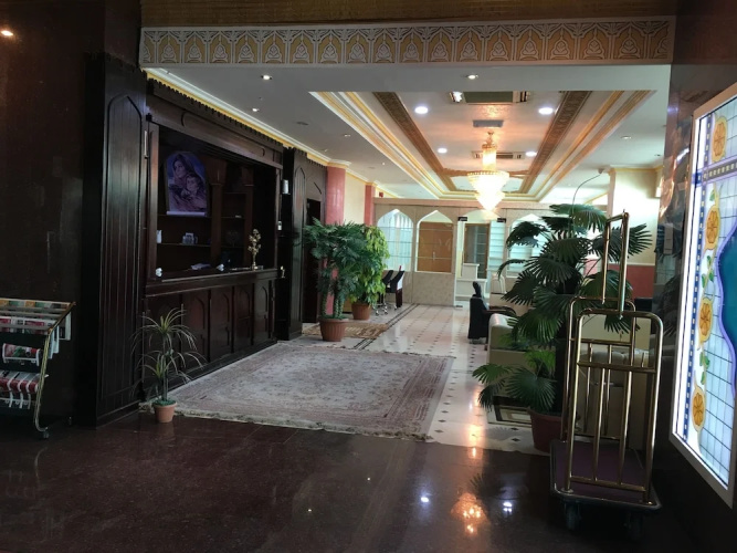 Safari Hotel