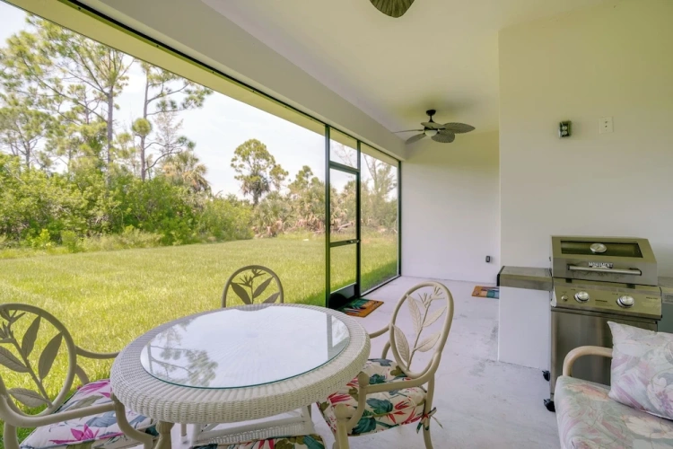 3 Bedrooms Cottage