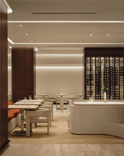 Vogue Hotel Montreal Downtown, Curio Collection By Hilton photo 25