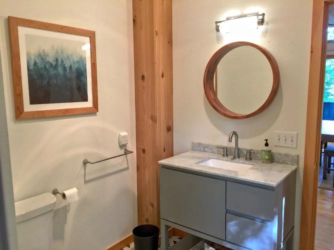 Cabin 54 - A Nostalgic and Rustic Mountain Retreat