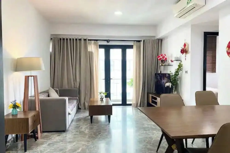 3 Bedrooms Family Club Suite with city view