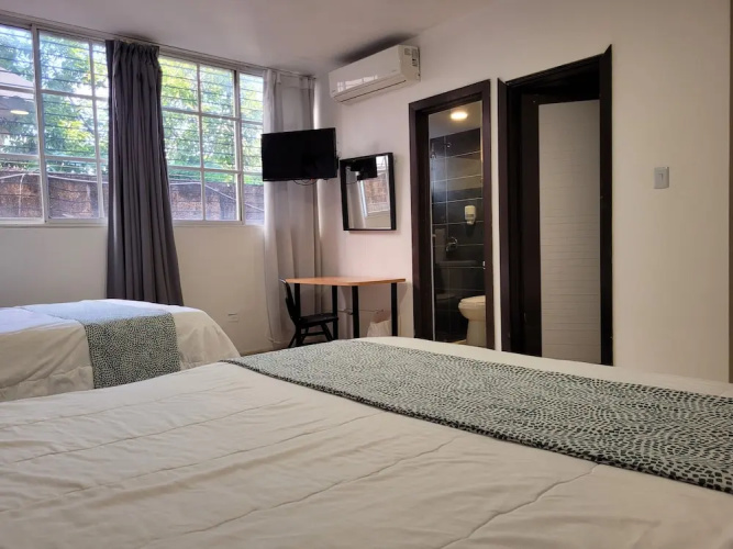 Aparta Hotel Drake