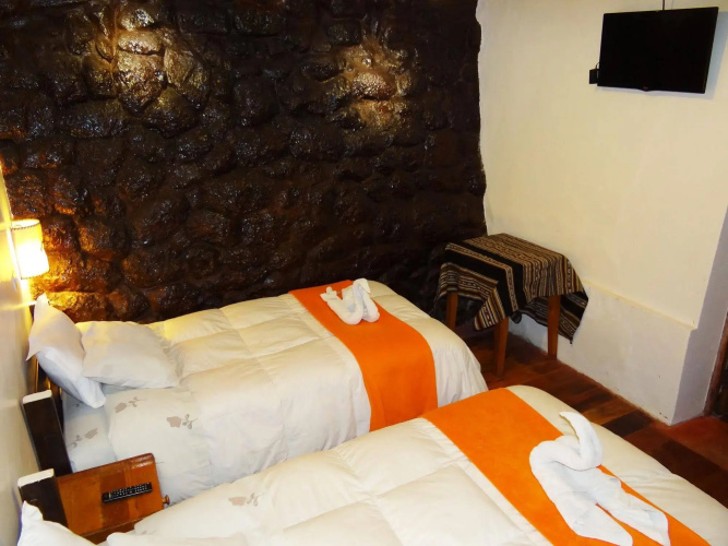 Orquidea Real Hostal