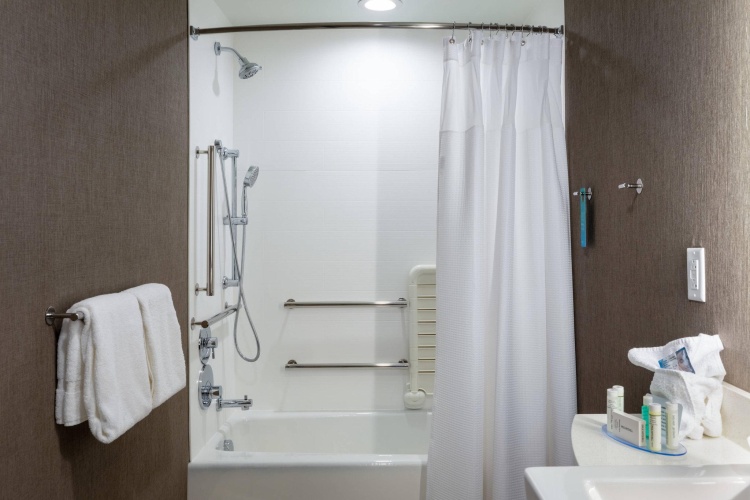 Quadruple Suite